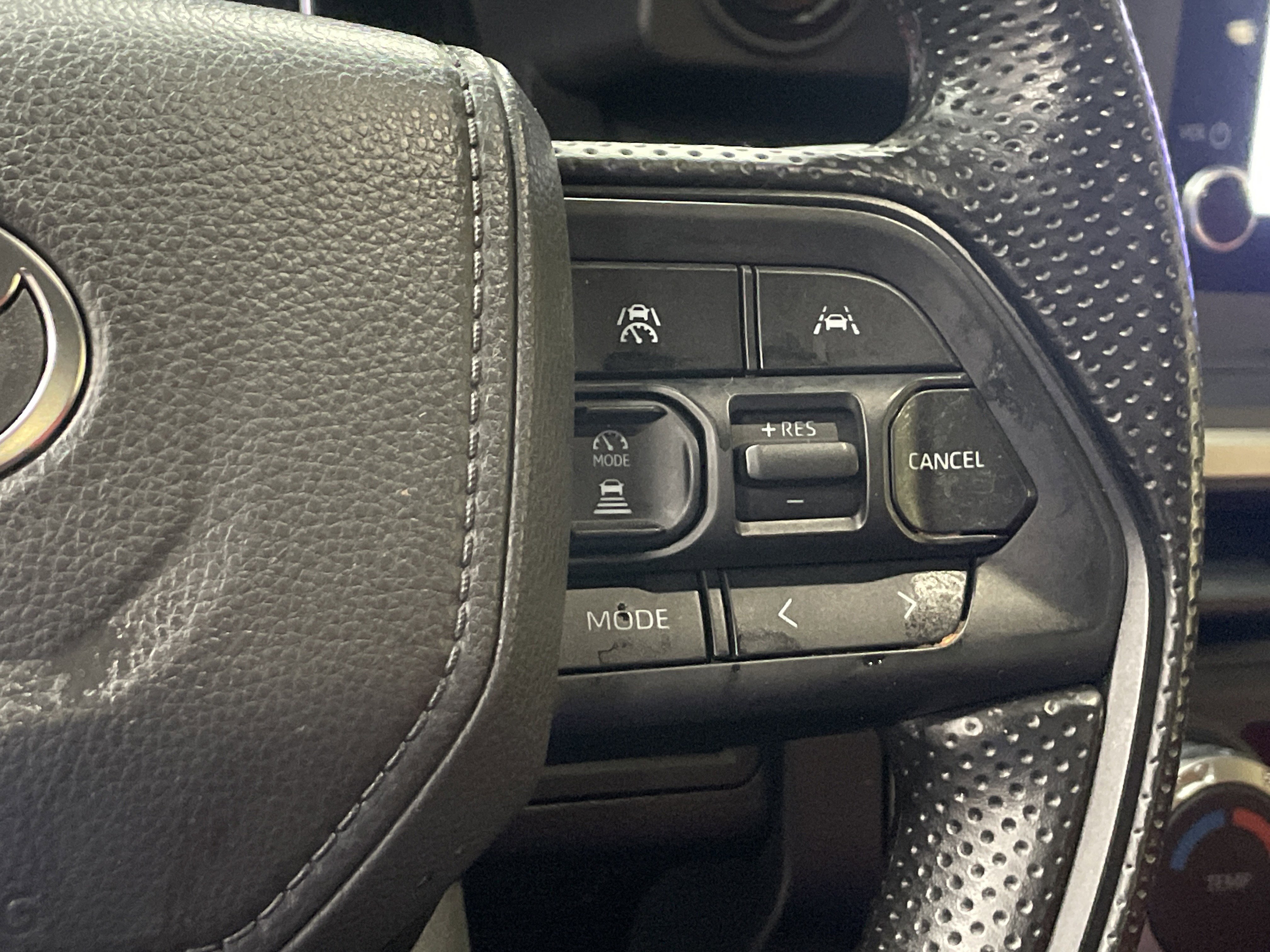 Certified 2025 Toyota Tacoma SR image 20