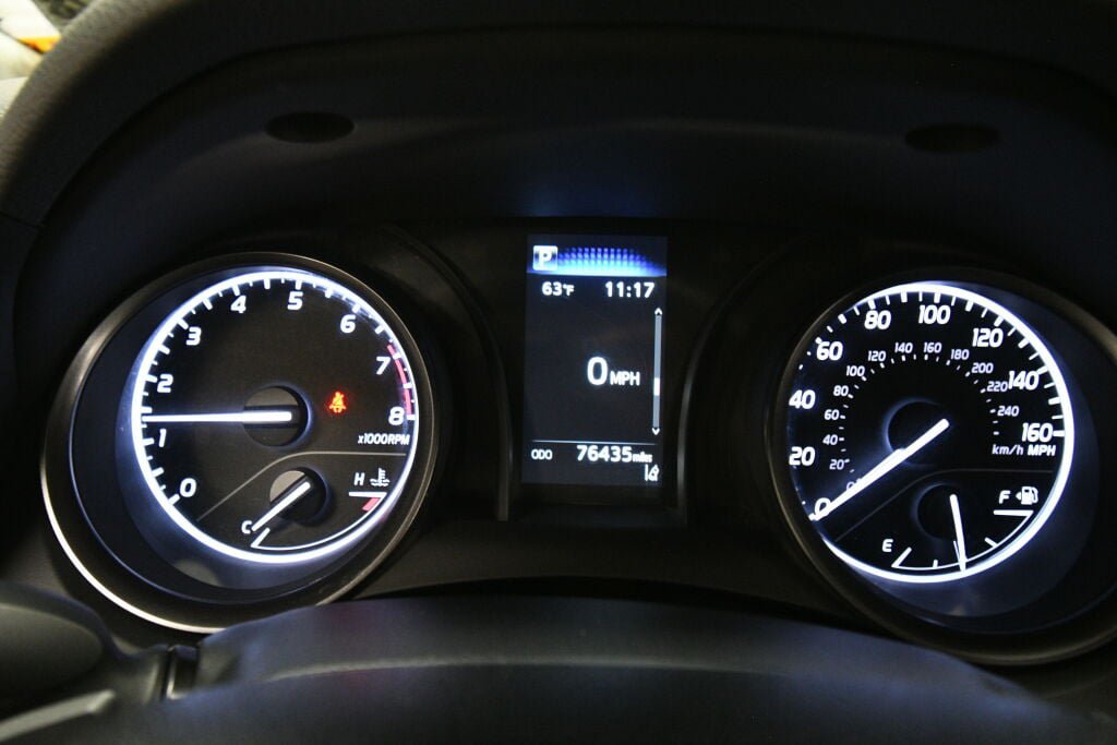 Used 2023 Toyota Camry SE FWD image 13