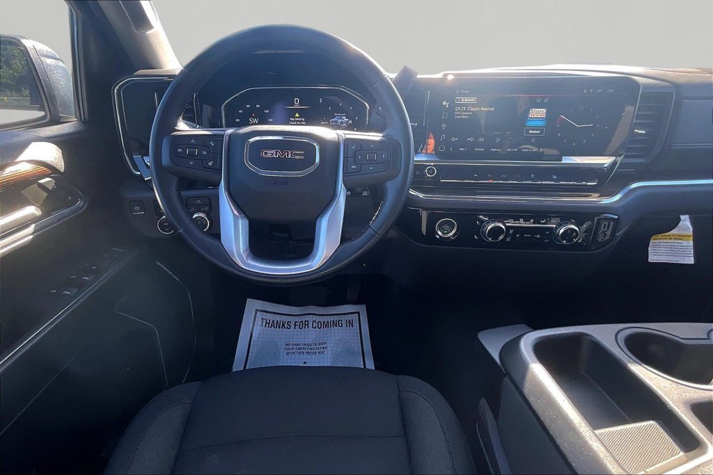 Used 2024 GMC Sierra 1500 Elevation AWD/4WD image 10