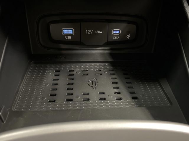 New 2026 Hyundai Venue SEL image 24