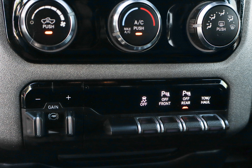 Used 2025 RAM 1500 Tradesman AWD/4WD image 33