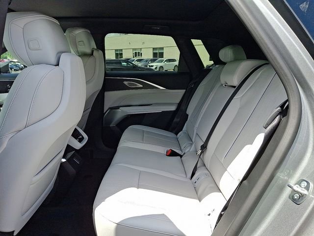 New 2025 Cadillac Lyriq Sport w/ LPO, Floor Liner Package AWD/4WD image 5