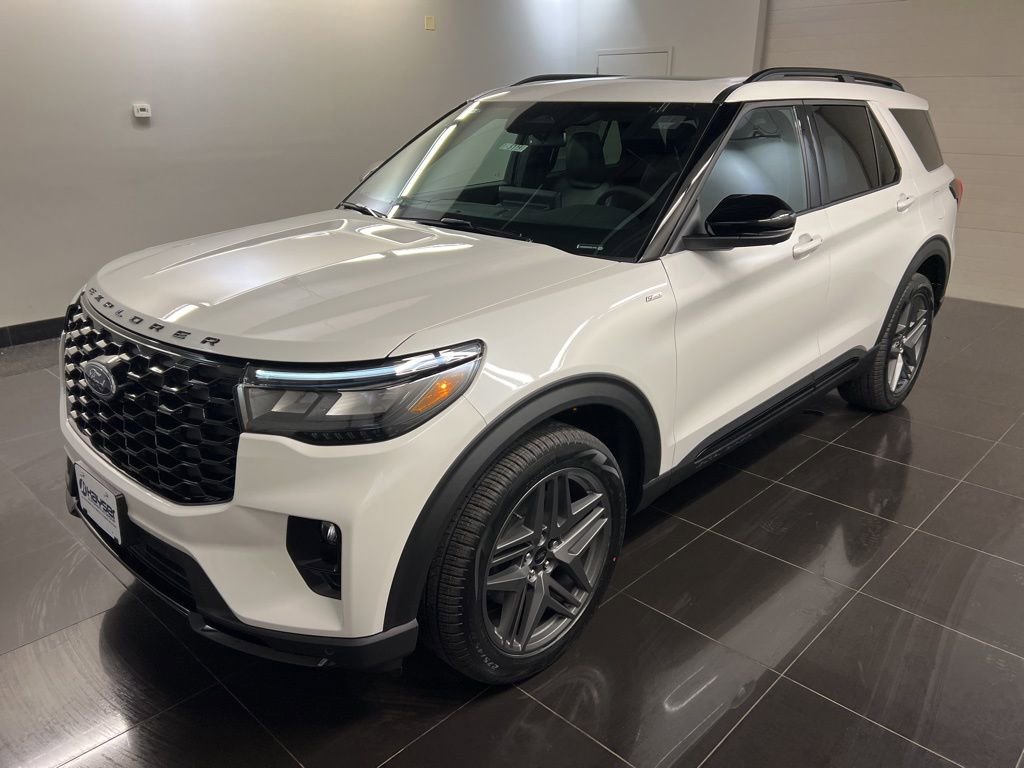New 2026 Ford Explorer ST-Line w/ ST-Line Street Pack image 3