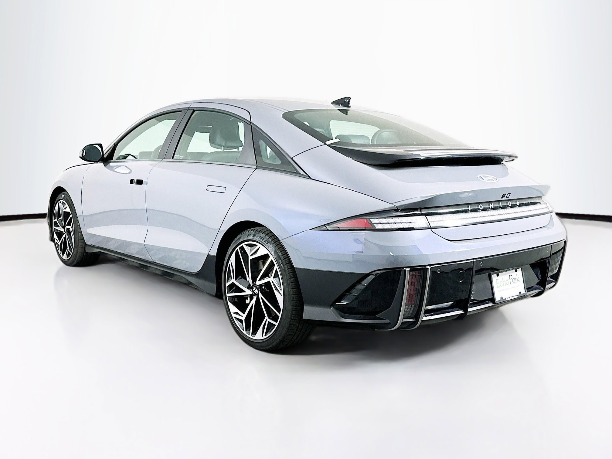 Used 2024 Hyundai Ioniq 6 SEL RWD image 5