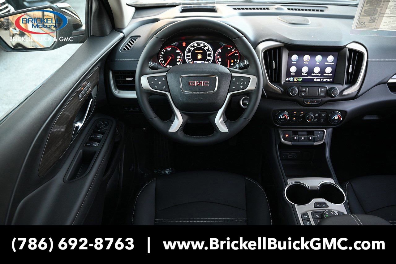 New 2024 GMC Terrain Denali w/ Denali Premium Package image 18