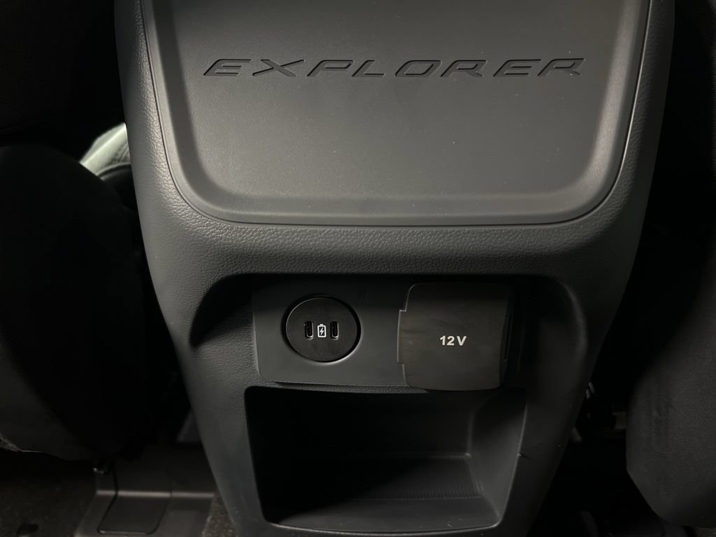 New 2026 Ford Explorer Active AWD/4WD image 31