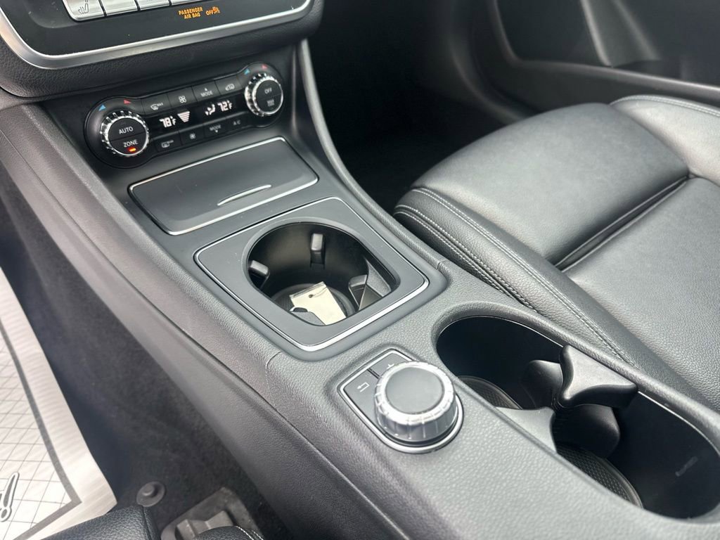 Used 2018 Mercedes-Benz CLA 250 4MATIC image 34