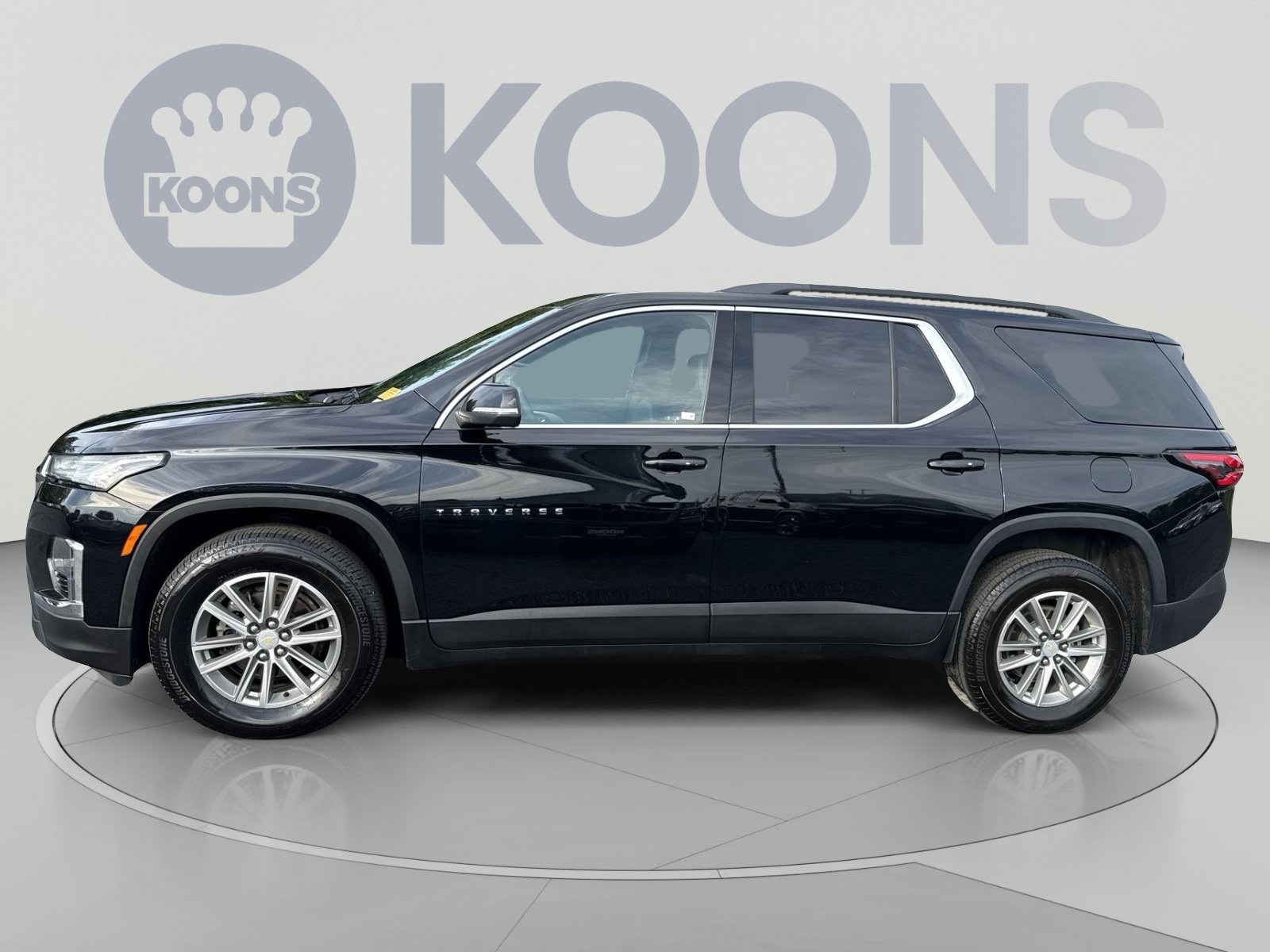 Used 2023 Chevrolet Traverse LT AWD/4WD image 7