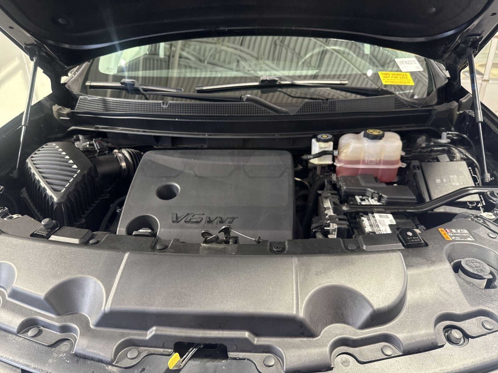 Used 2021 Chevrolet Traverse LS FWD image 28