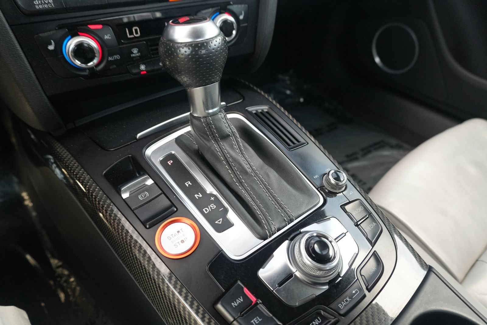 Used 2014 Audi RS 5 Cabriolet AWD/4WD image 39