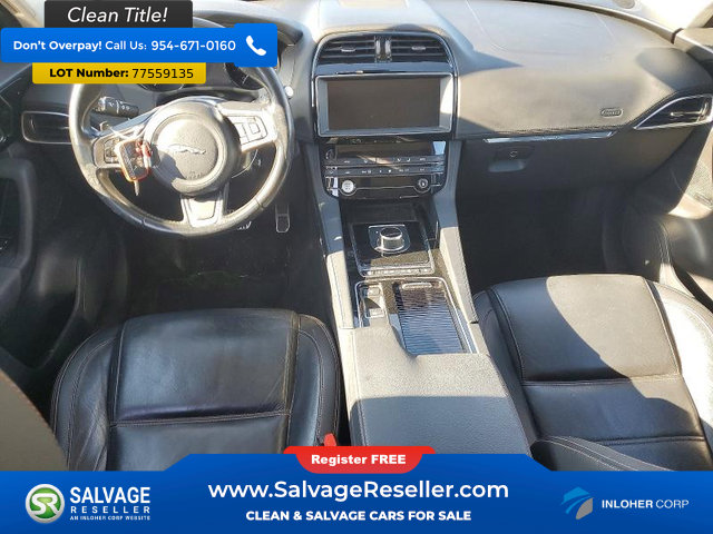 Used 2019 Jaguar F-PACE Prestige image 11