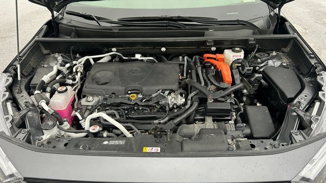 Used 2024 Toyota RAV4 XSE w/ Weather Package image 58
