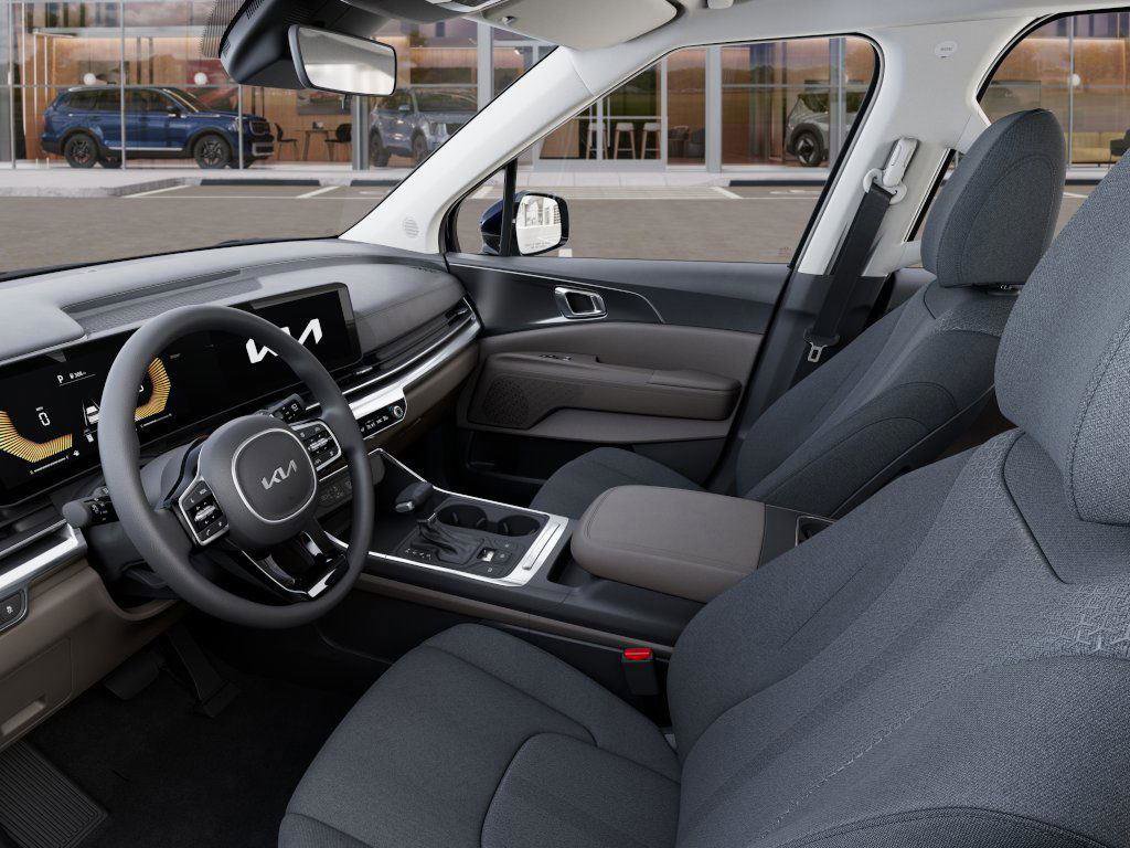 New 2026 Kia Carnival LX image 18