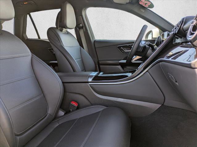 Used 2025 Mercedes-Benz GLC 300 image 22