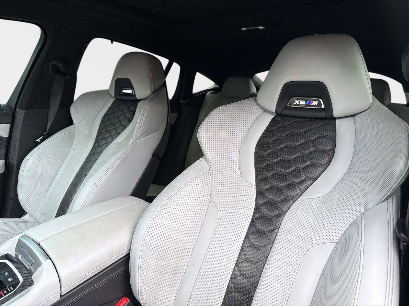 Used 2021 BMW X6 M w/ Executive Package AWD/4WD image 41