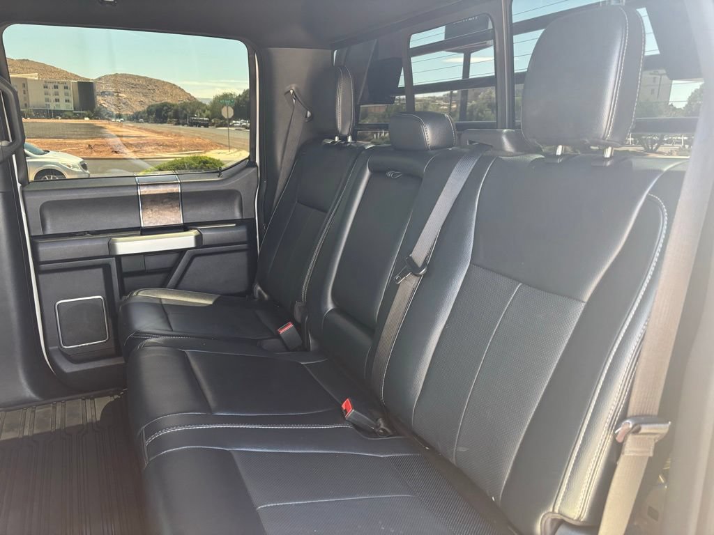 Used 2022 Ford F350 Lariat w/ Black Appearance Package AWD/4WD image 27