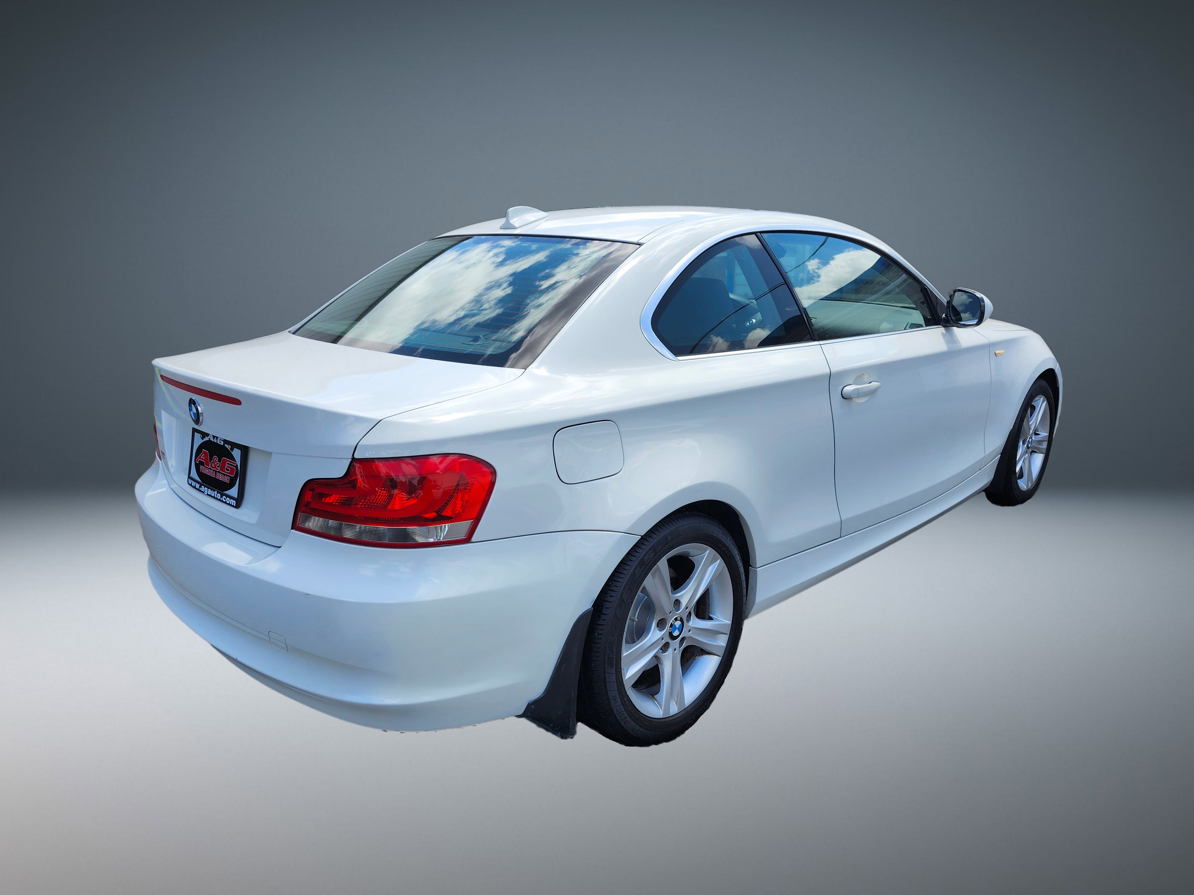 Used 2013 BMW 128i Coupe image 3