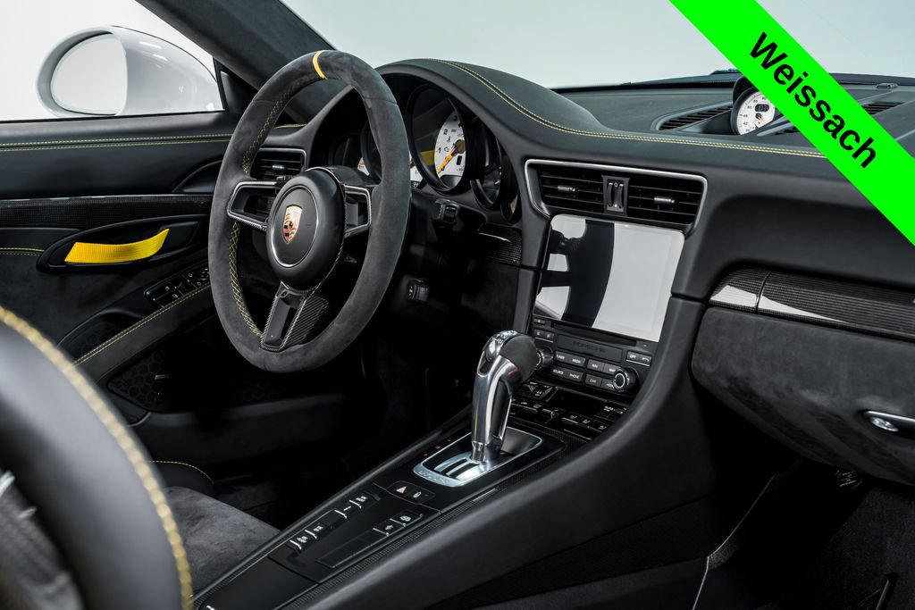 Used 2018 Porsche 911 GT2 RS RWD image 32