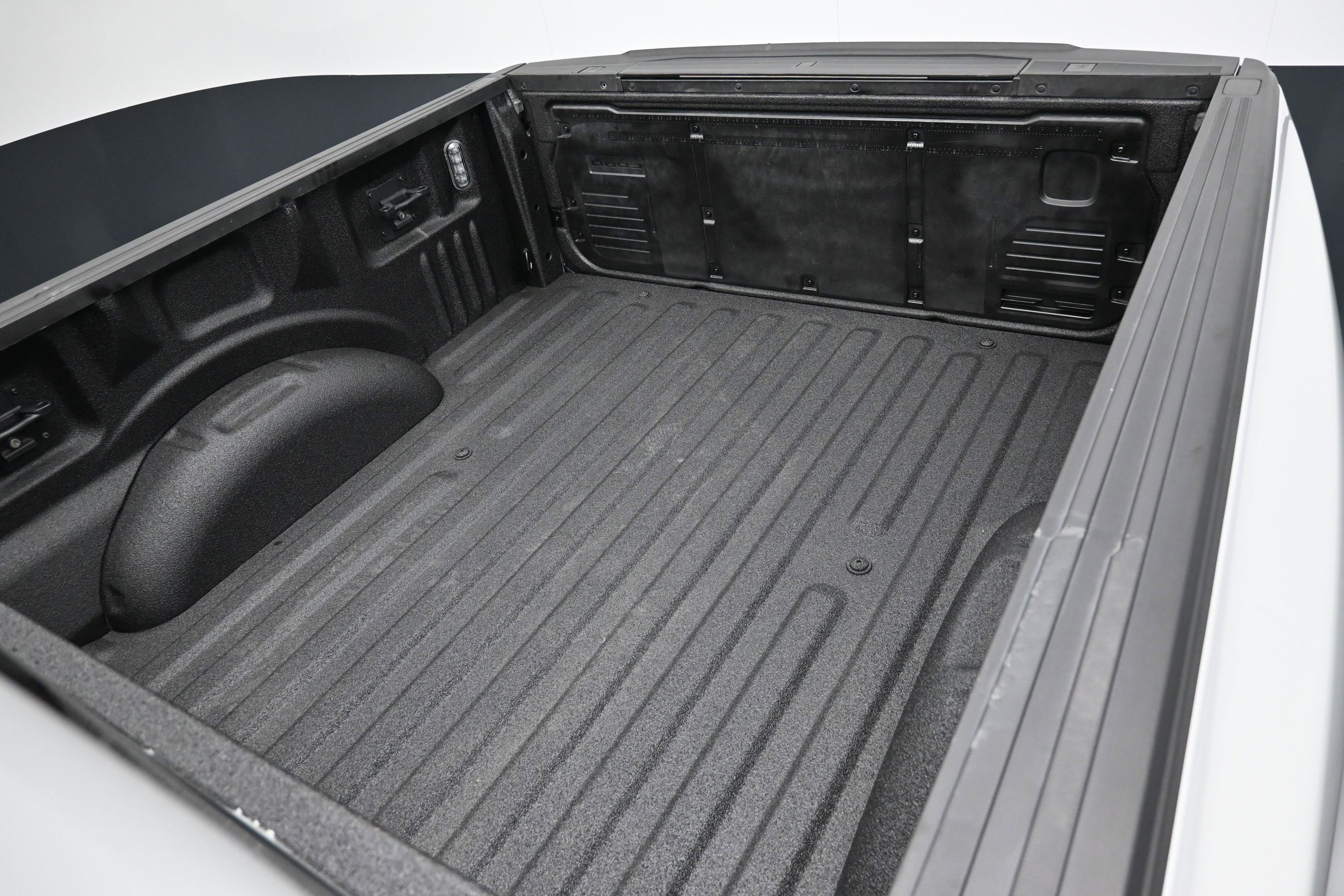 Used 2023 Ford F150 Raptor AWD/4WD image 44