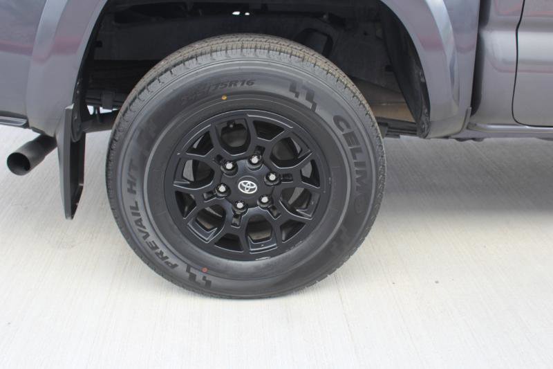 Used 2022 Toyota Tacoma SR5 image 38