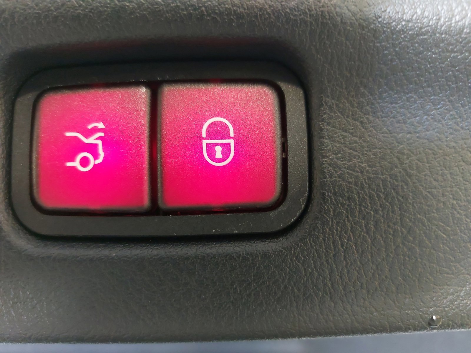 Used 2024 Mercedes-Benz C 300 4MATIC Sedan image 13