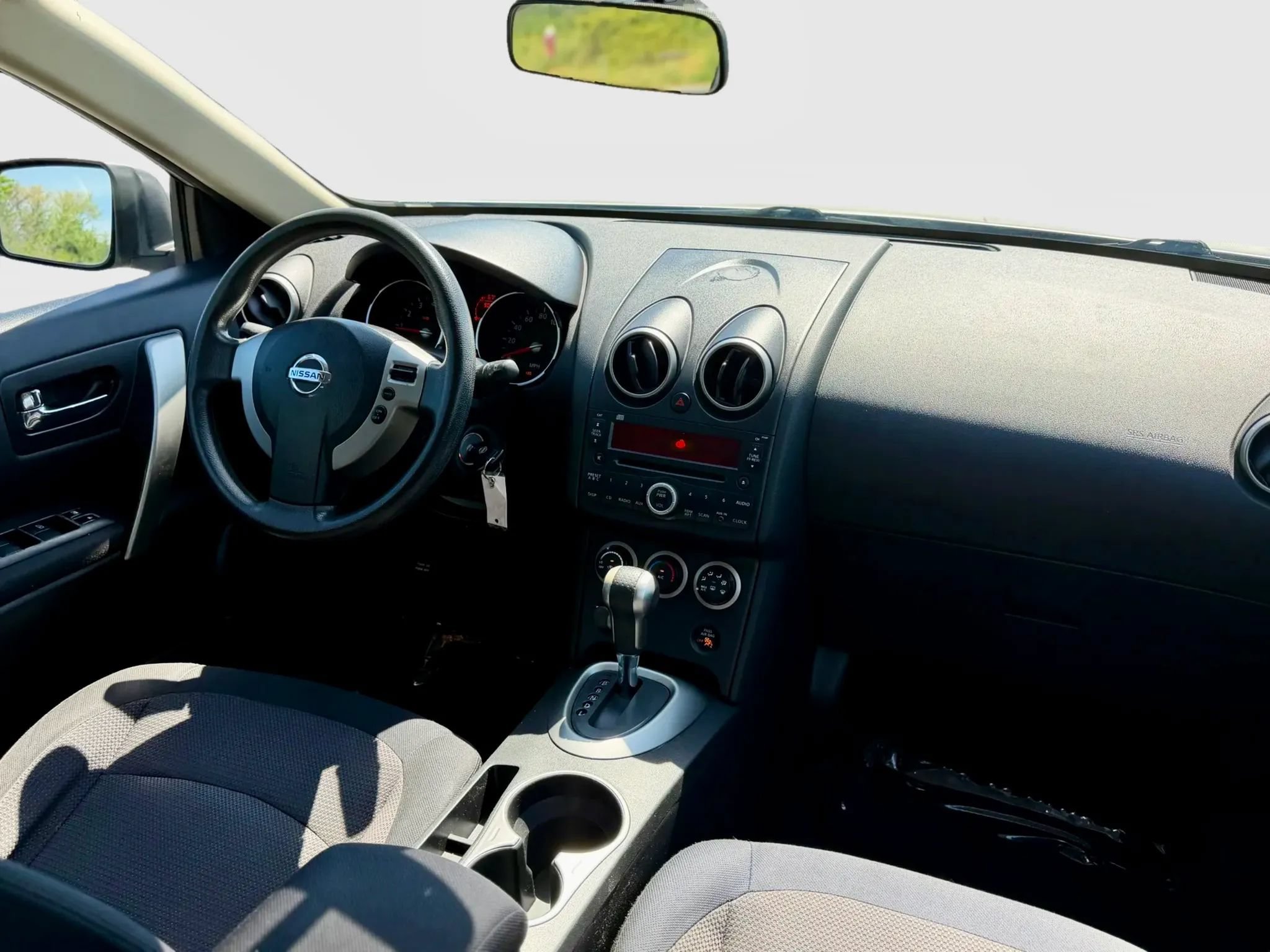 Used 2010 Nissan Rogue SL AWD/4WD image 12