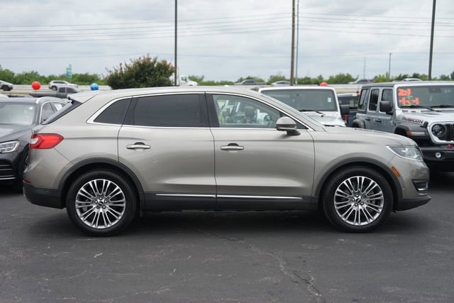 Used 2016 Lincoln MKX Reserve w/ Technology Package FWD image 5