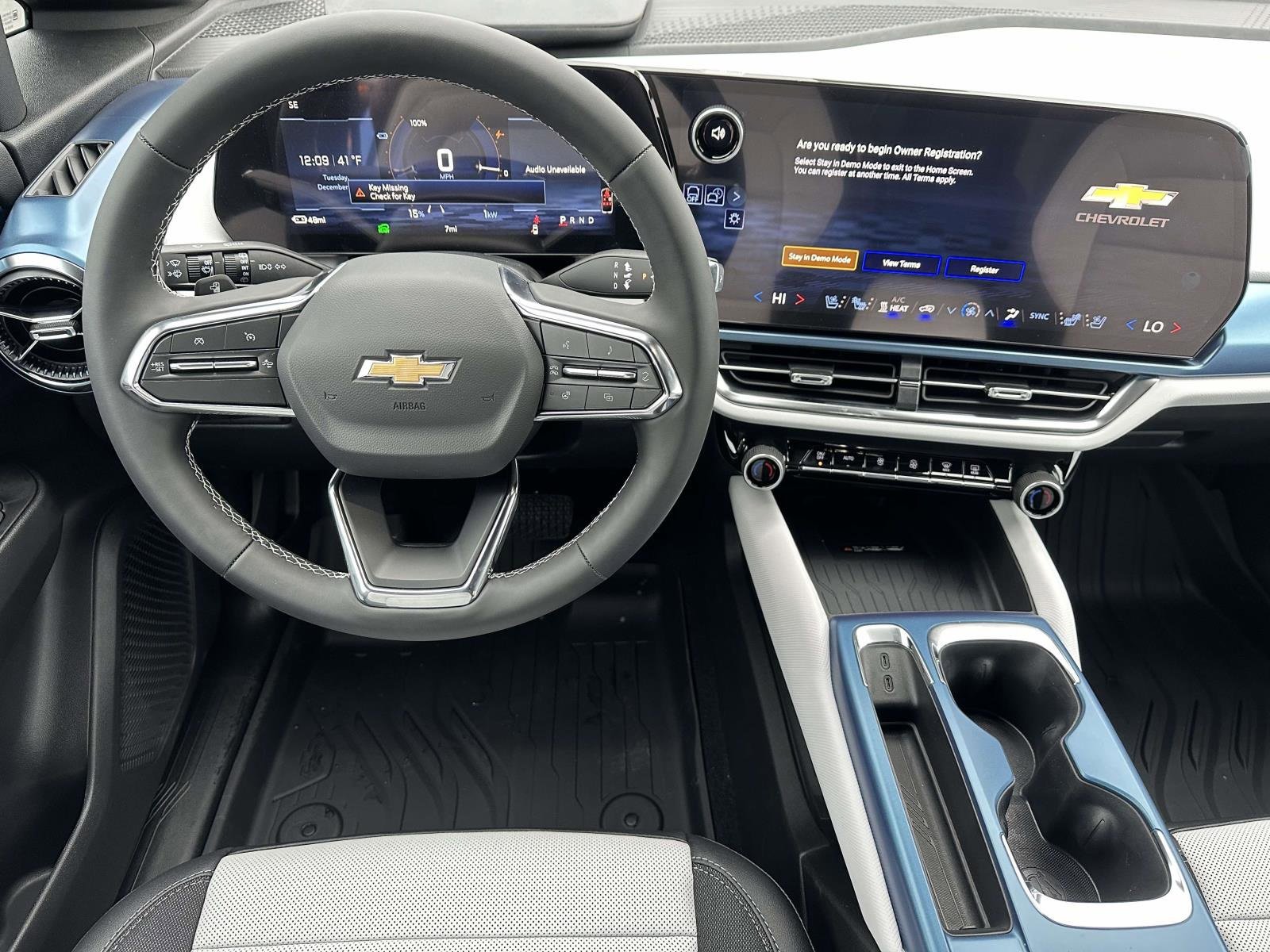 New 2026 Chevrolet Equinox EV LT image 8