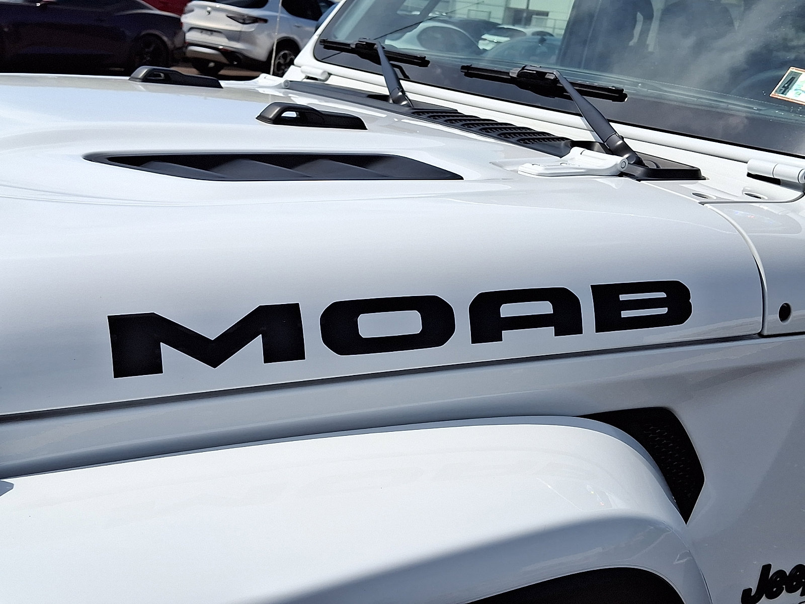 Used 2019 Jeep Wrangler Unlimited Sahara w/ Quick Order Package 24M Moab image 32