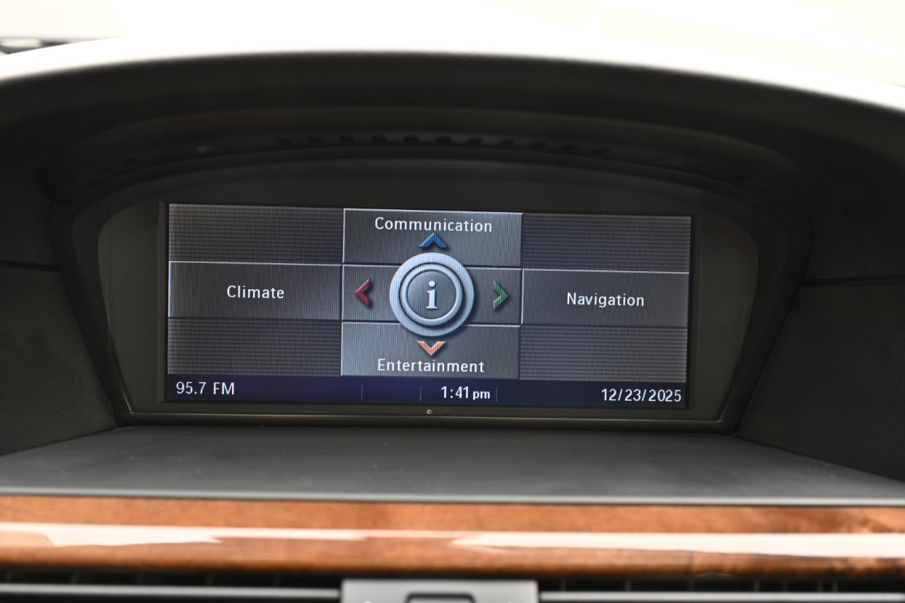 Used 2007 BMW 550i Sedan image 23