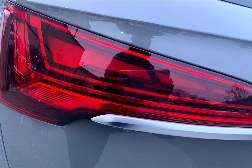 Certified 2023 Audi Q5 2.0T Premium w/ Convenience Package image 27