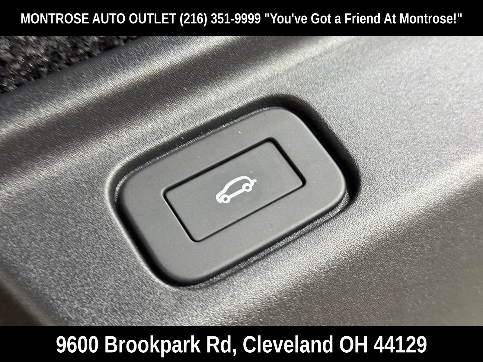 New 2026 Land Rover Range Rover Long Wheelbase SE image 42