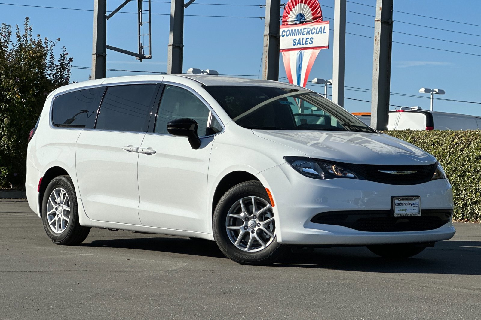 New 2026 Chrysler Voyager LX FWD image 2