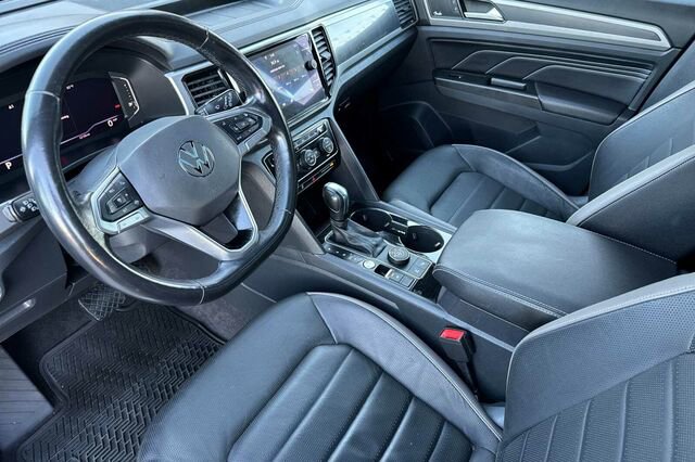 Used 2020 Volkswagen Atlas Cross Sport SEL Premium image 10