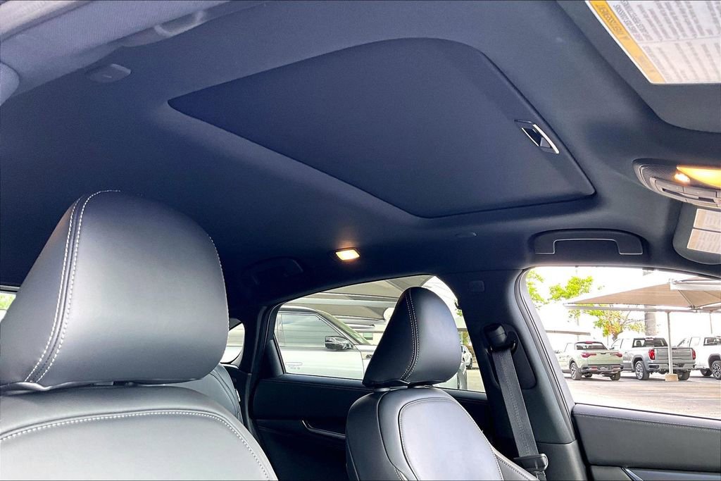 Certified 2025 INFINITI QX55 Luxe w/ Cargo Package image 22