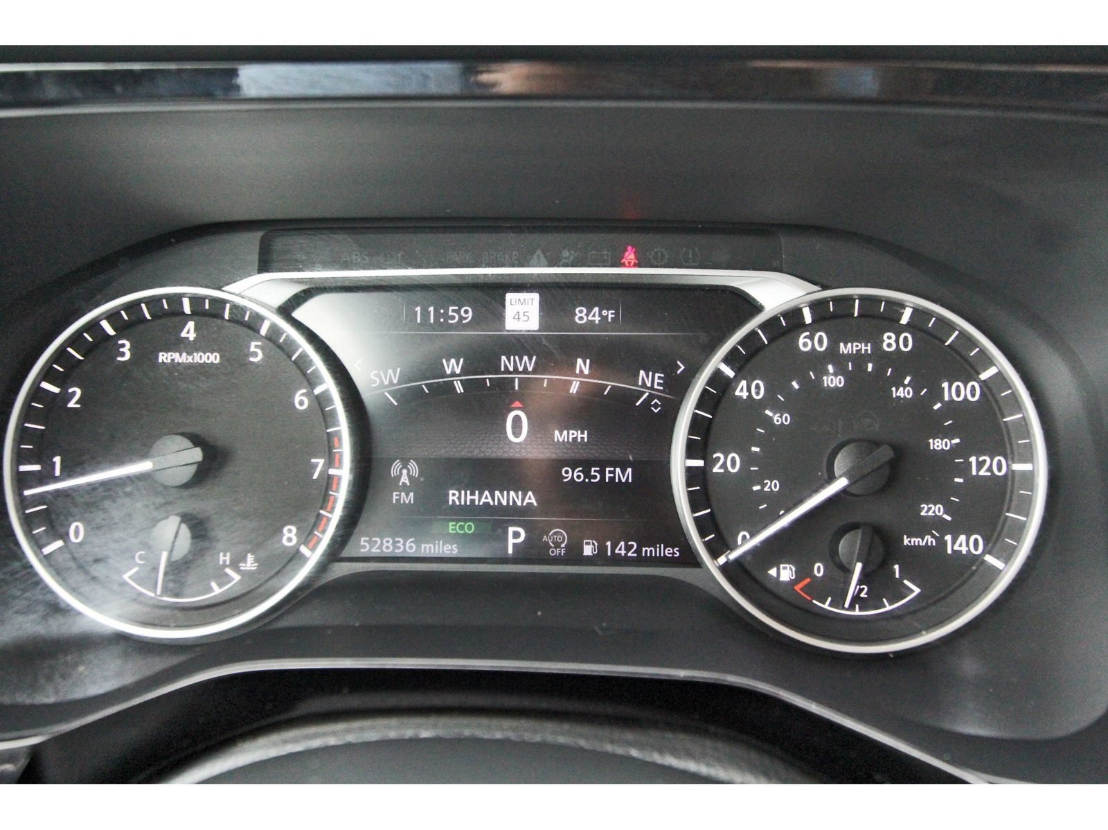 Used 2024 Nissan Pathfinder SL FWD image 14