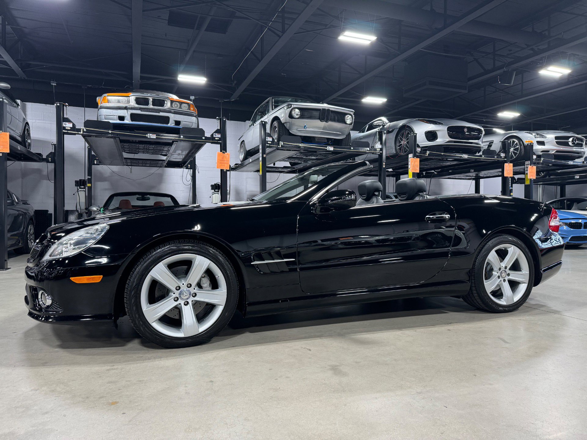 Used 2009 Mercedes-Benz SL 550 image 34