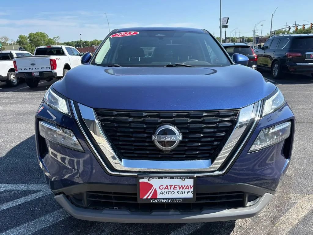 Used 2023 Nissan Rogue SV AWD/4WD image 8
