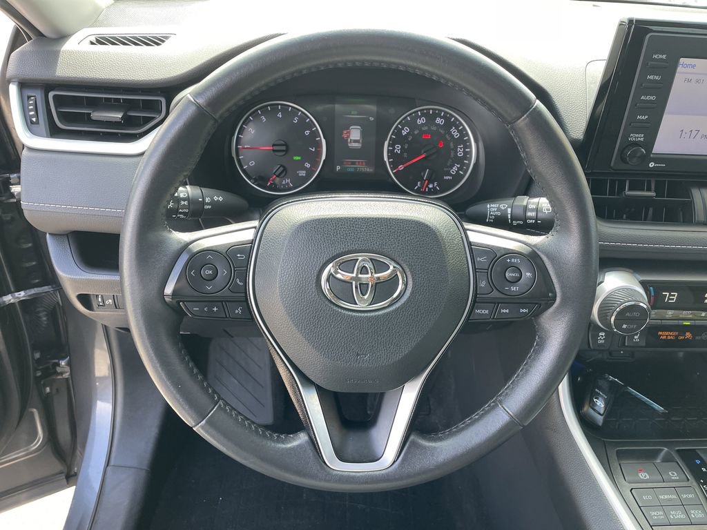 Certified 2020 Toyota RAV4 XLE w/ Convenience Package image 16