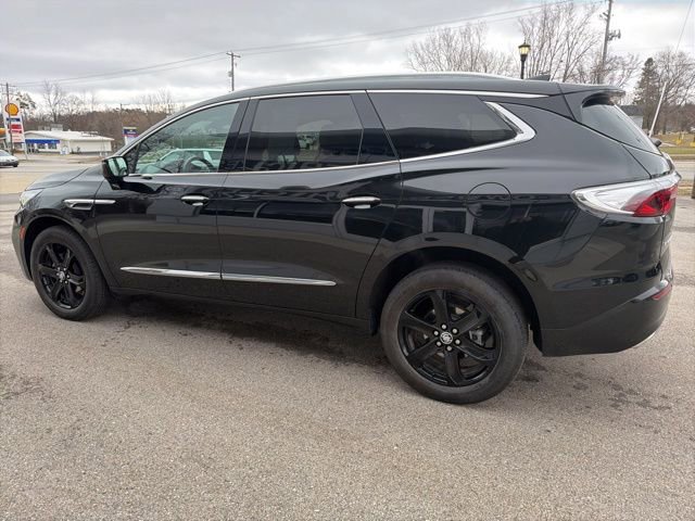 Certified 2023 Buick Enclave Essence w/ Sport Touring Edition FWD image 5