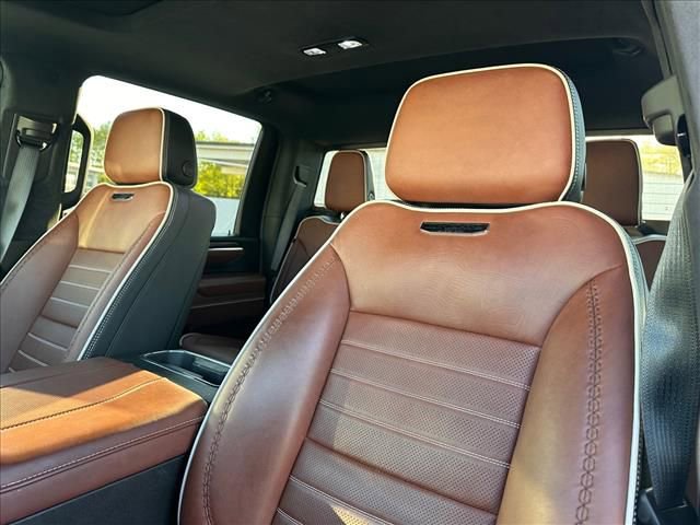 Certified 2025 GMC Sierra 2500 Denali Ultimate AWD/4WD image 24