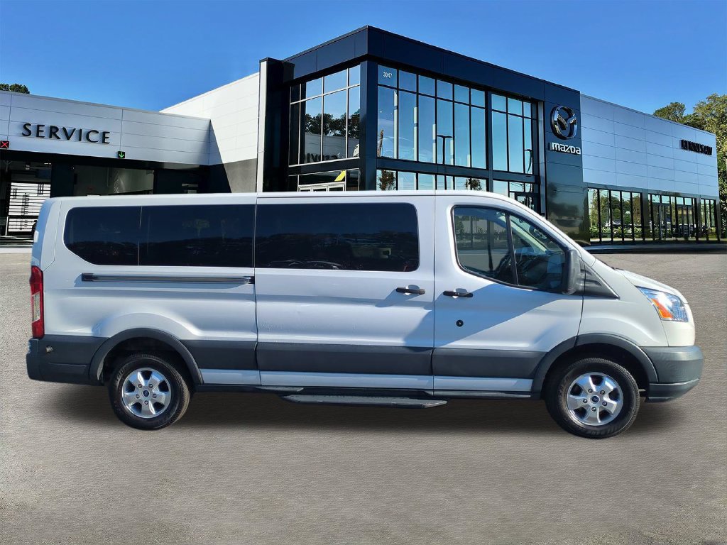 Used 2018 Ford Transit 350 XLT RWD image 3