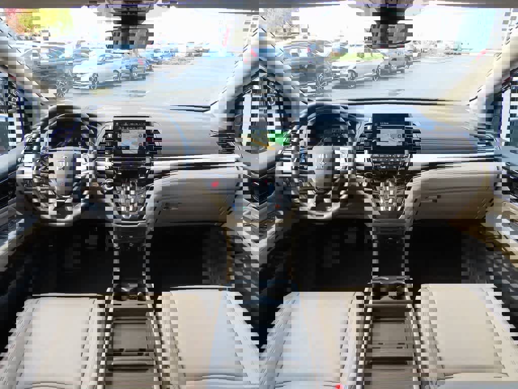 Certified 2023 Honda Odyssey Touring image 20