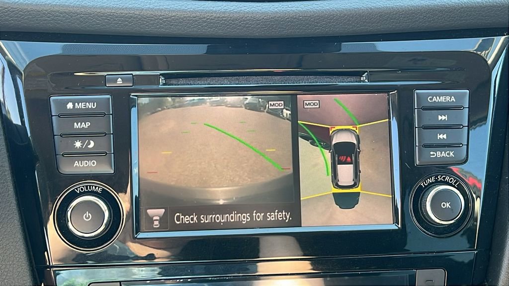 Used 2020 Nissan Rogue SV image 25