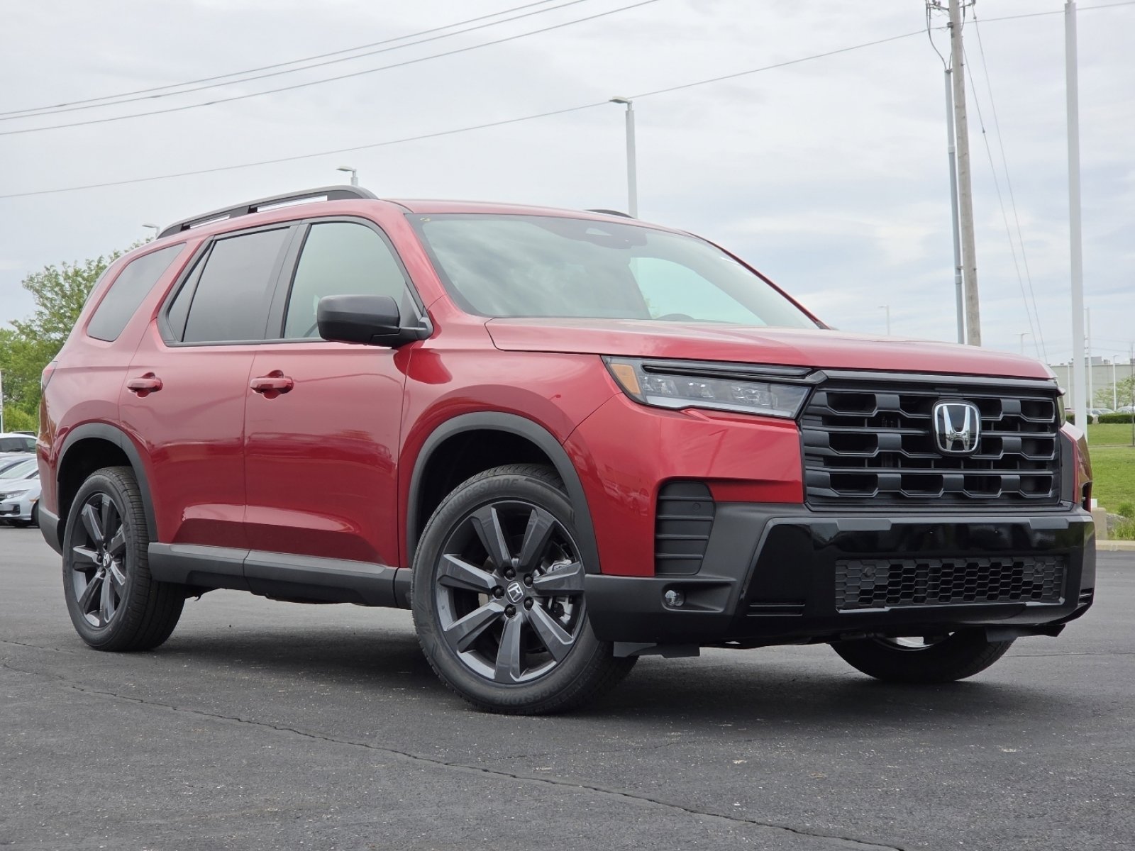 New 2026 Honda Pilot Sport image 2