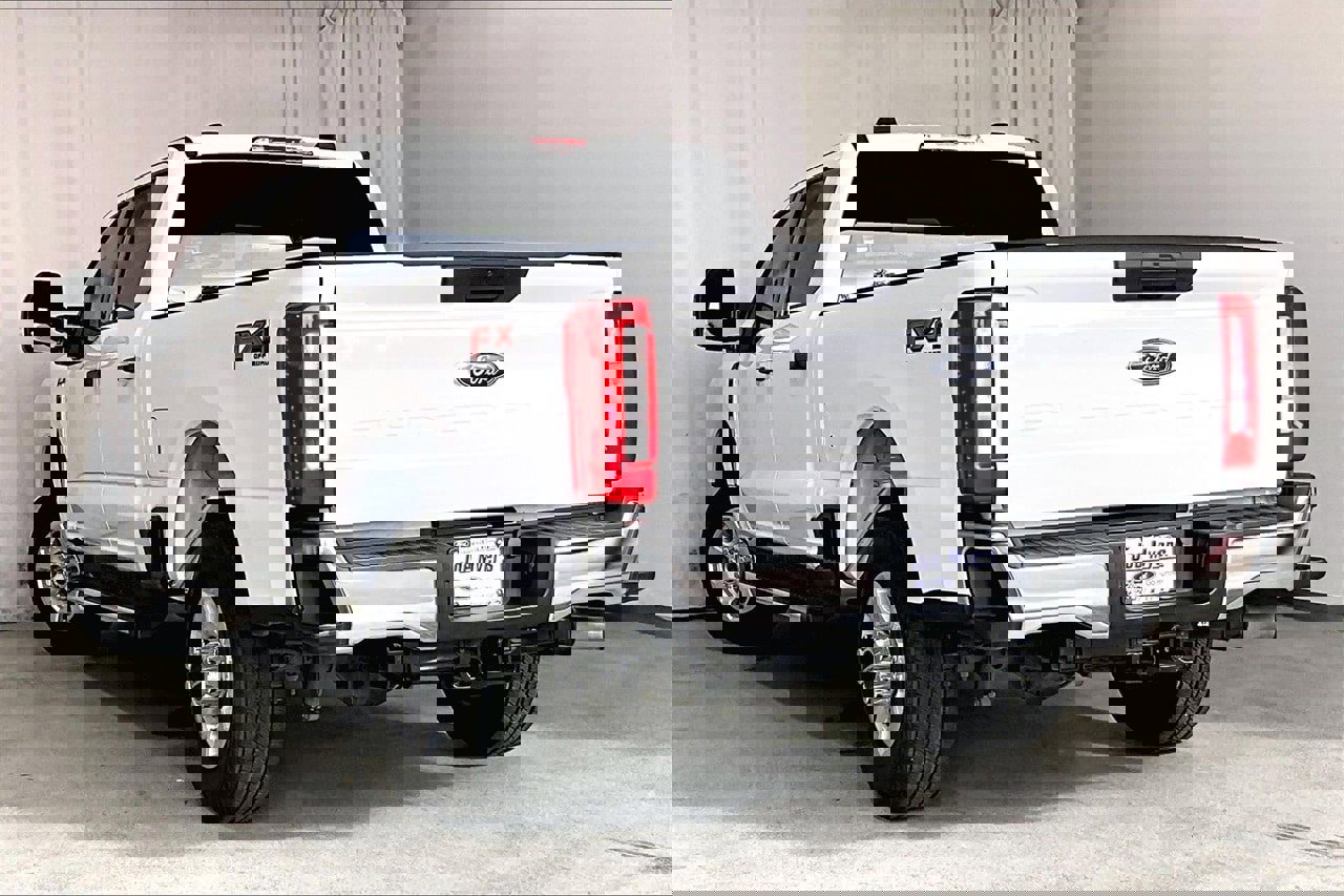 Used 2023 Ford F250 XLT w/ FX4 Off-Road Package image 10