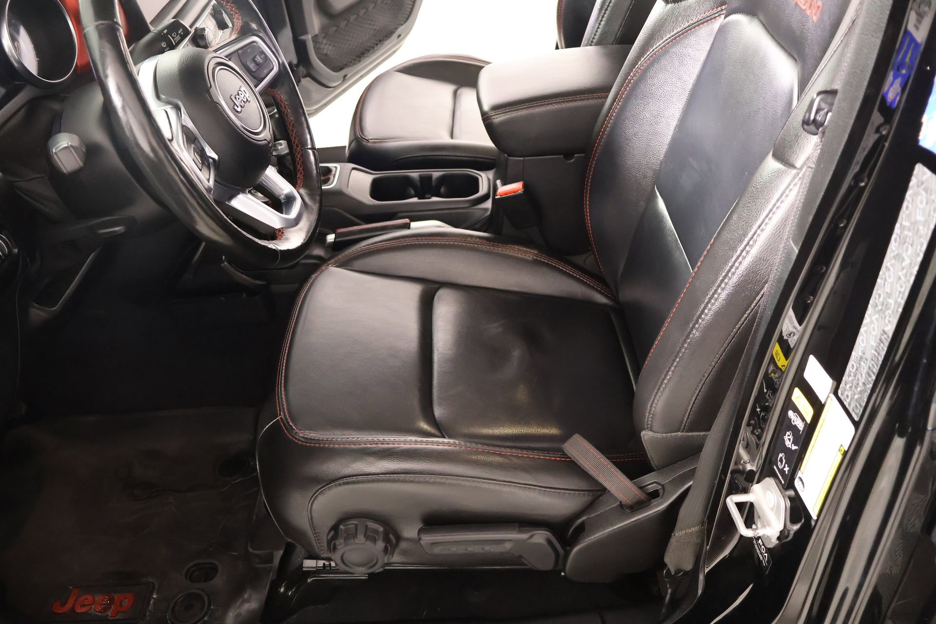 Used 2021 Jeep Gladiator Rubicon image 11