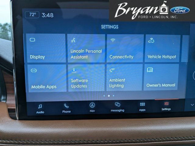 Used 2022 Lincoln Nautilus Reserve w/ Equipment Group 202A image 35