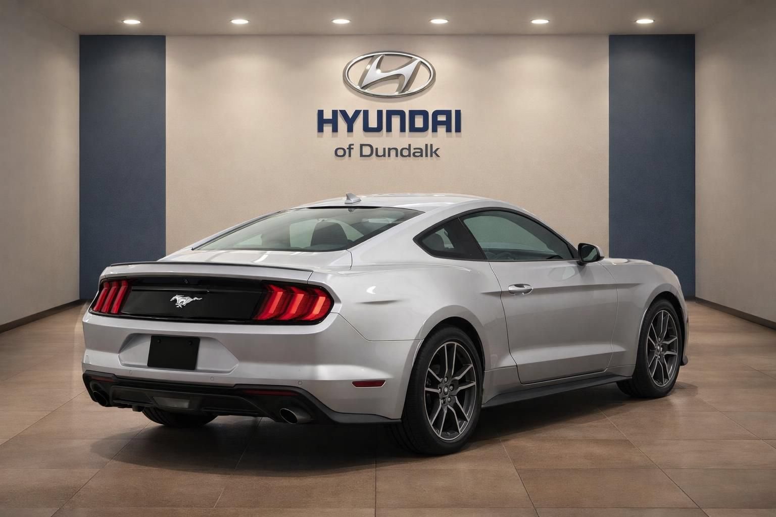 Used 2022 Ford Mustang Premium RWD image 4