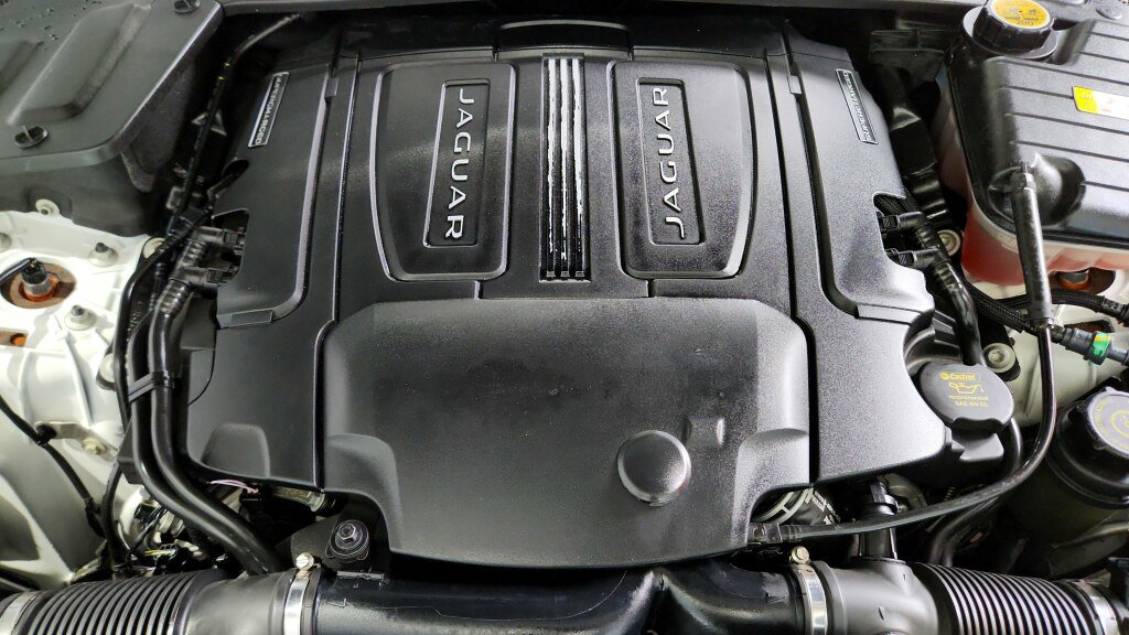 Used 2019 Jaguar XJ AWD image 33